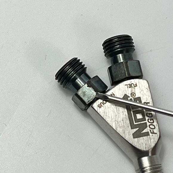 NOS 13716NOS Fogger Nozzle Stainless Blue Fittings Holley Nitrous 1/16 NPT - Picture 3 of 7